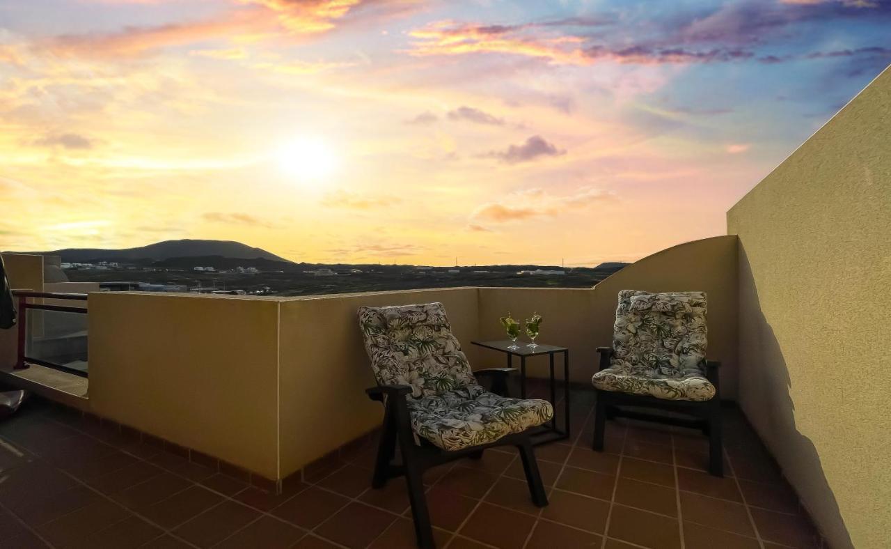 Sunset Corralejo Con Solarium Privado 科拉雷侯 外观 照片